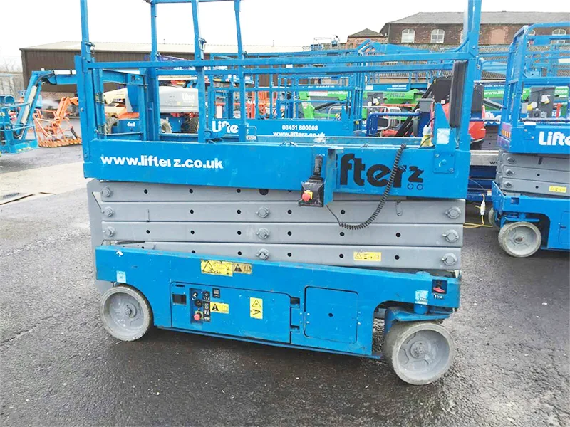 Въздушна повдигаща се платформа