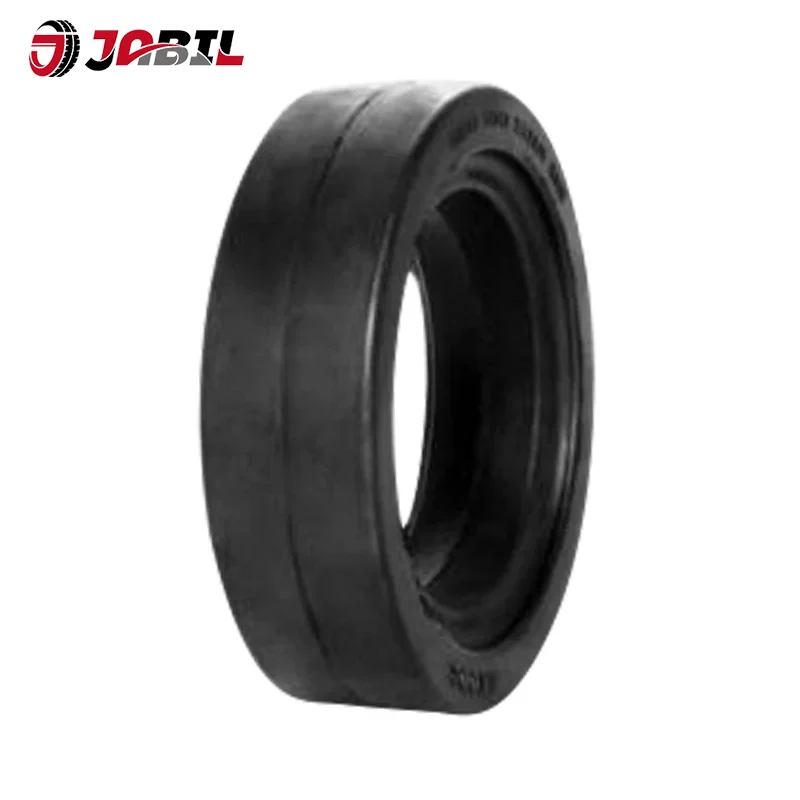 Твърди гуми на летището